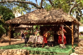 Tonga show. Algus tundus olevat enam-vähem...