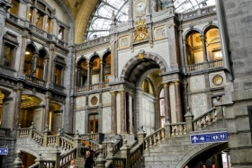 Antwerpeni väga uhke raudteejaam