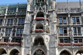 München. Kell 11 Marienplatzil