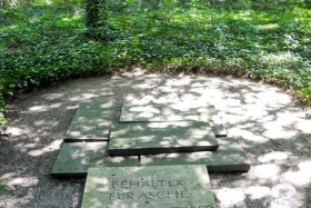 Dachau. KZ-Gedenkstätte. Mälestusmärk