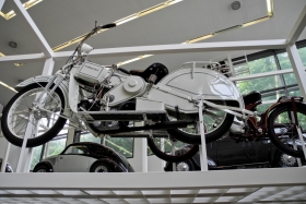 München. Pinakothek der Moderne. Mina imetlesin muud