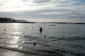 San Remo. Varahommikune ujumine.