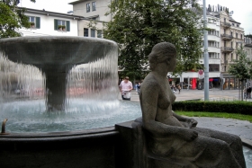 Zürich. Purskkaev. Ja mees.