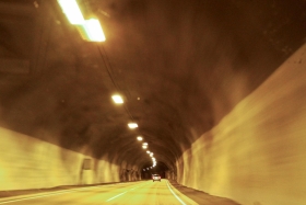 Kvaløya. Tunnel vision