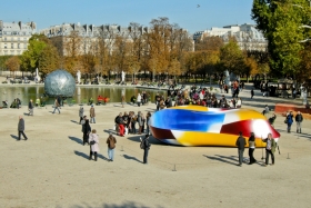 Jardin des Tuileries. Kunsti leiab igal sammul. Fiac!