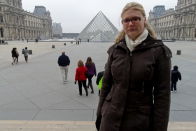 La Pyramide du Louvre. Varahommikul.