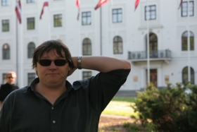 Mees. Presidendilossi ees.
