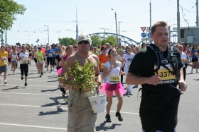 Joosta võib ka nii. 5km distantsil osalejad jõuavad finišisse.