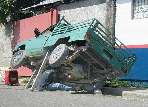 Redneck street mechanic