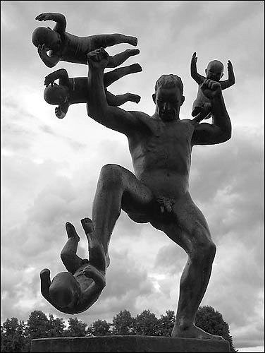 Statues! Statues!